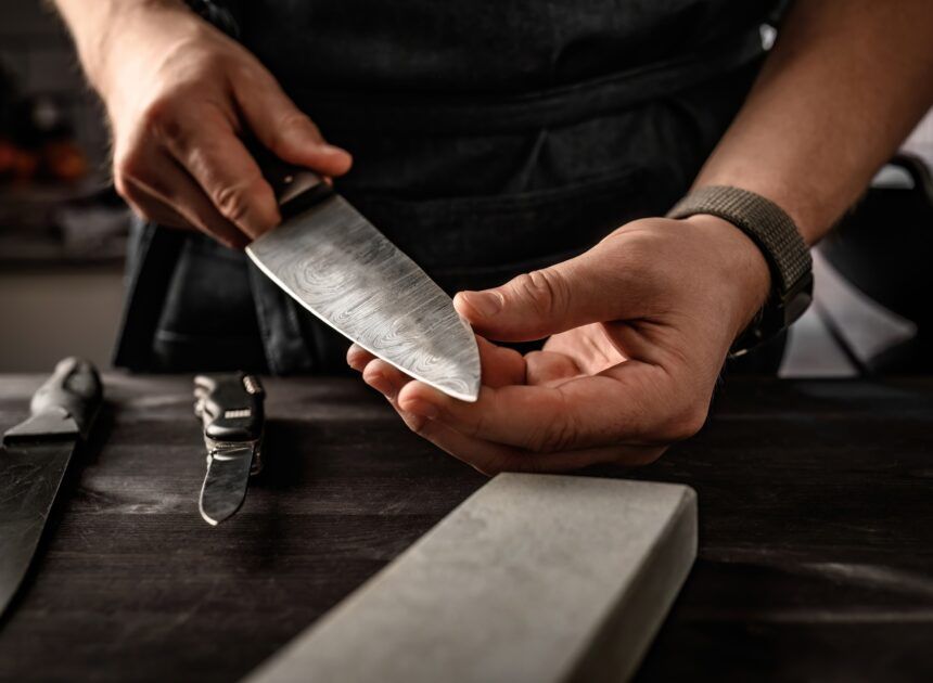 How To Sharpen A Hunting Knife